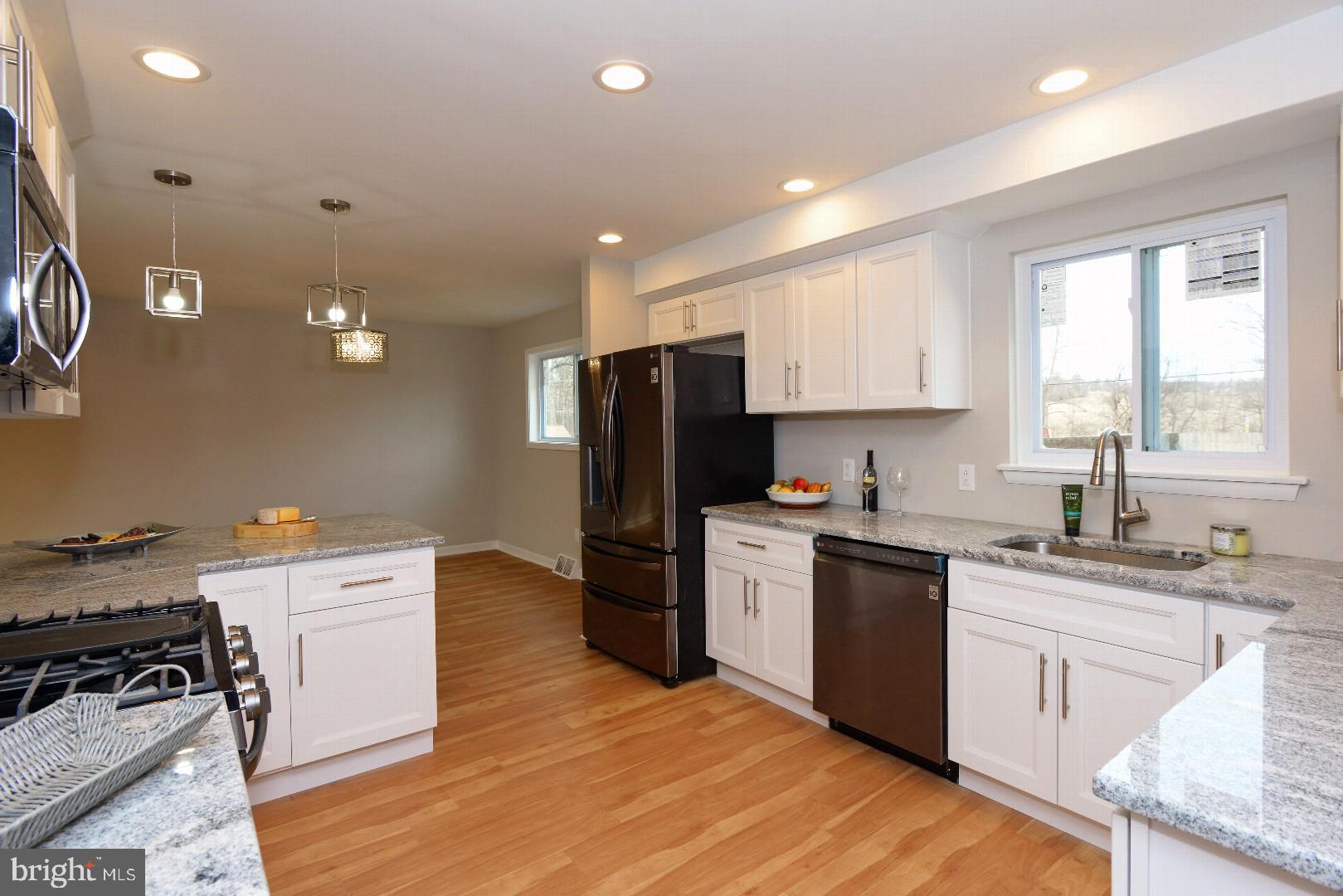 3252 Hayes Road Norristown, PA 19403 - Photo 11 of 30 Gallery Image 11