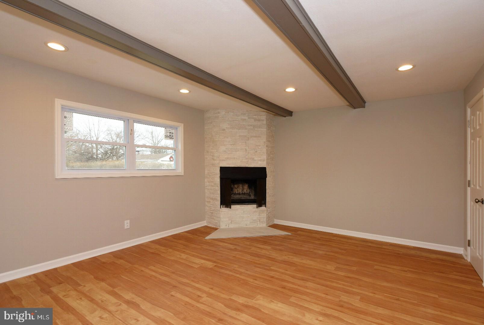 3252 Hayes Road Norristown, PA 19403 - Photo 16 of 30 Gallery Image 16