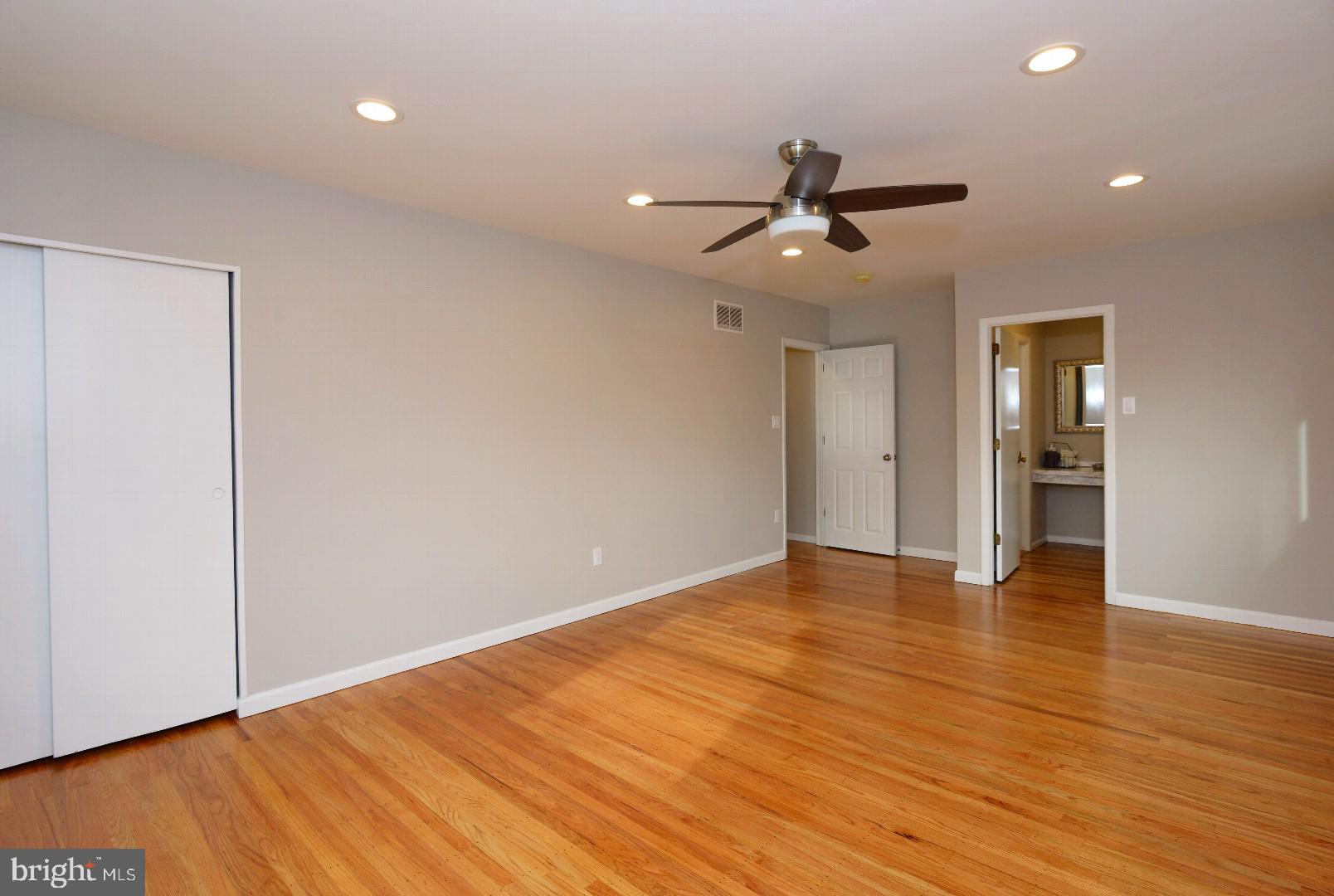 3252 Hayes Road Norristown, PA 19403 - Photo 21 of 30 Gallery Image 21