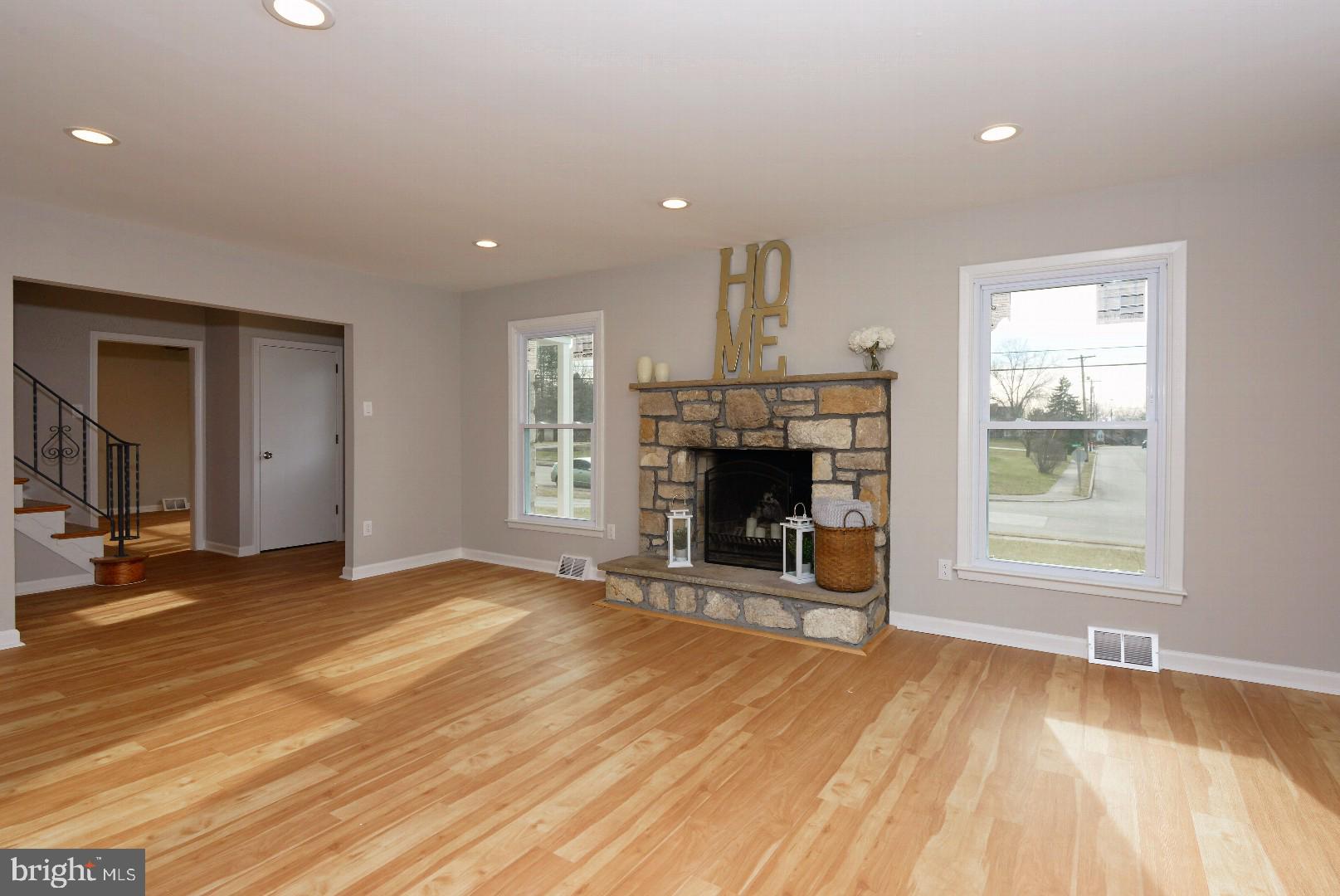 3252 Hayes Road Norristown, PA 19403 - Photo 5 of 30 Gallery Image 5
