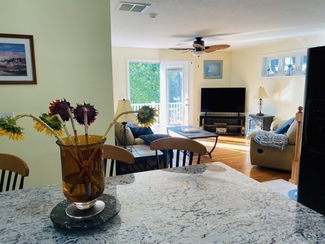 42 Colonial Road Webster, MA 01570 - Photo 14 of 36