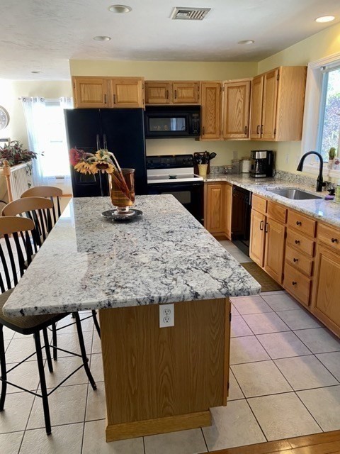 42 Colonial Road Webster, MA 01570 - Photo 18 of 36