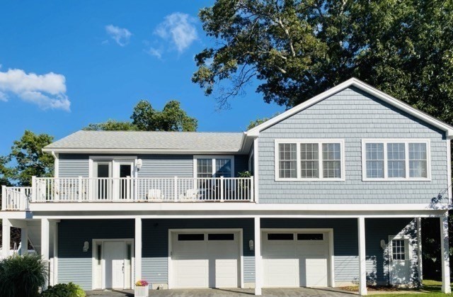 42 Colonial Road Webster, MA 01570 - Photo 2 of 36