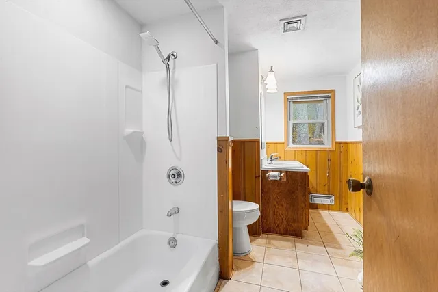 $739,000 | 6 Sierra Drive, Chelmsford, MA 01824