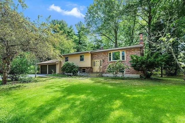 $739,000 | 6 Sierra Drive, Chelmsford, MA 01824