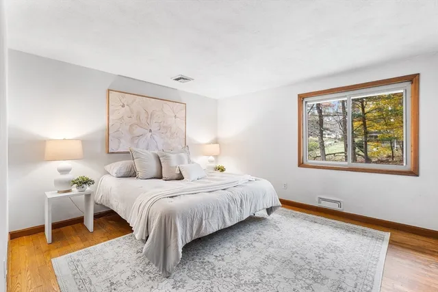 $739,000 | 6 Sierra Drive, Chelmsford, MA 01824