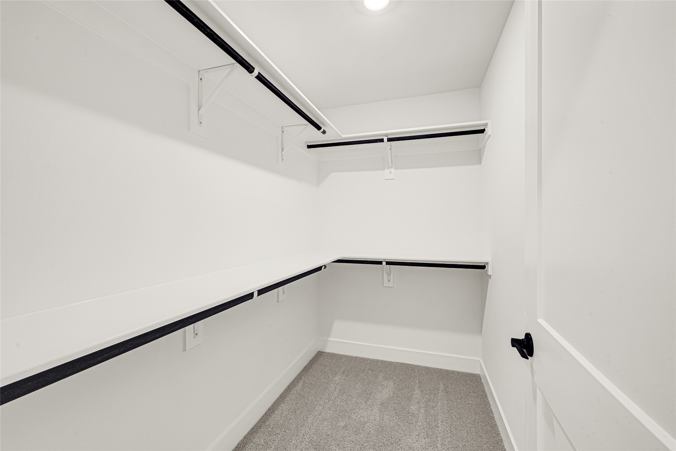 9352 Hard Rock Road Conroe, TX 77303 - Photo 18 of 21 Primary Closet