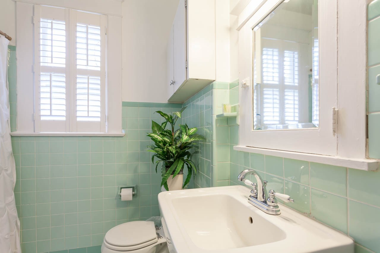 1702 Dare Street Raleigh, NC 27608 - Photo 18 of 25 Photo 18