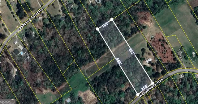 a view of an outdoor space