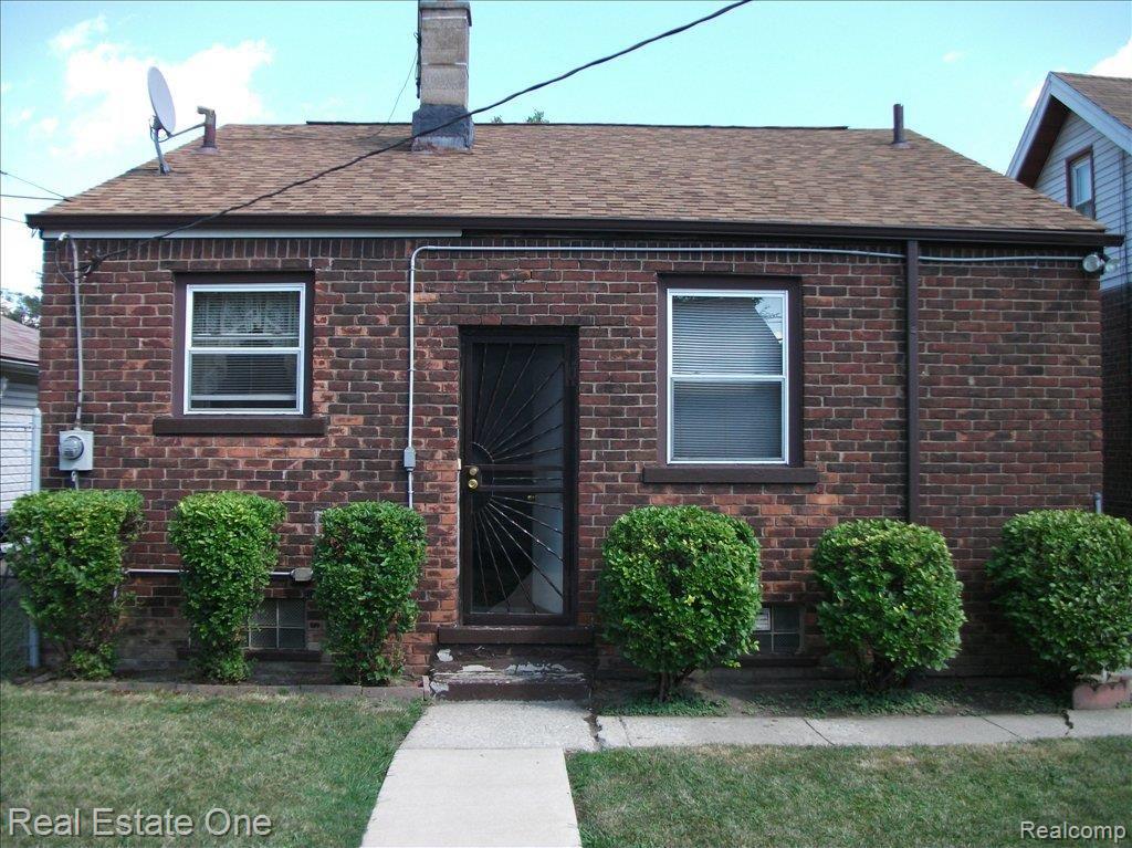 3216 Greyfriars Detroit, MI 48217 - Photo 7 of 23 DSCF0890