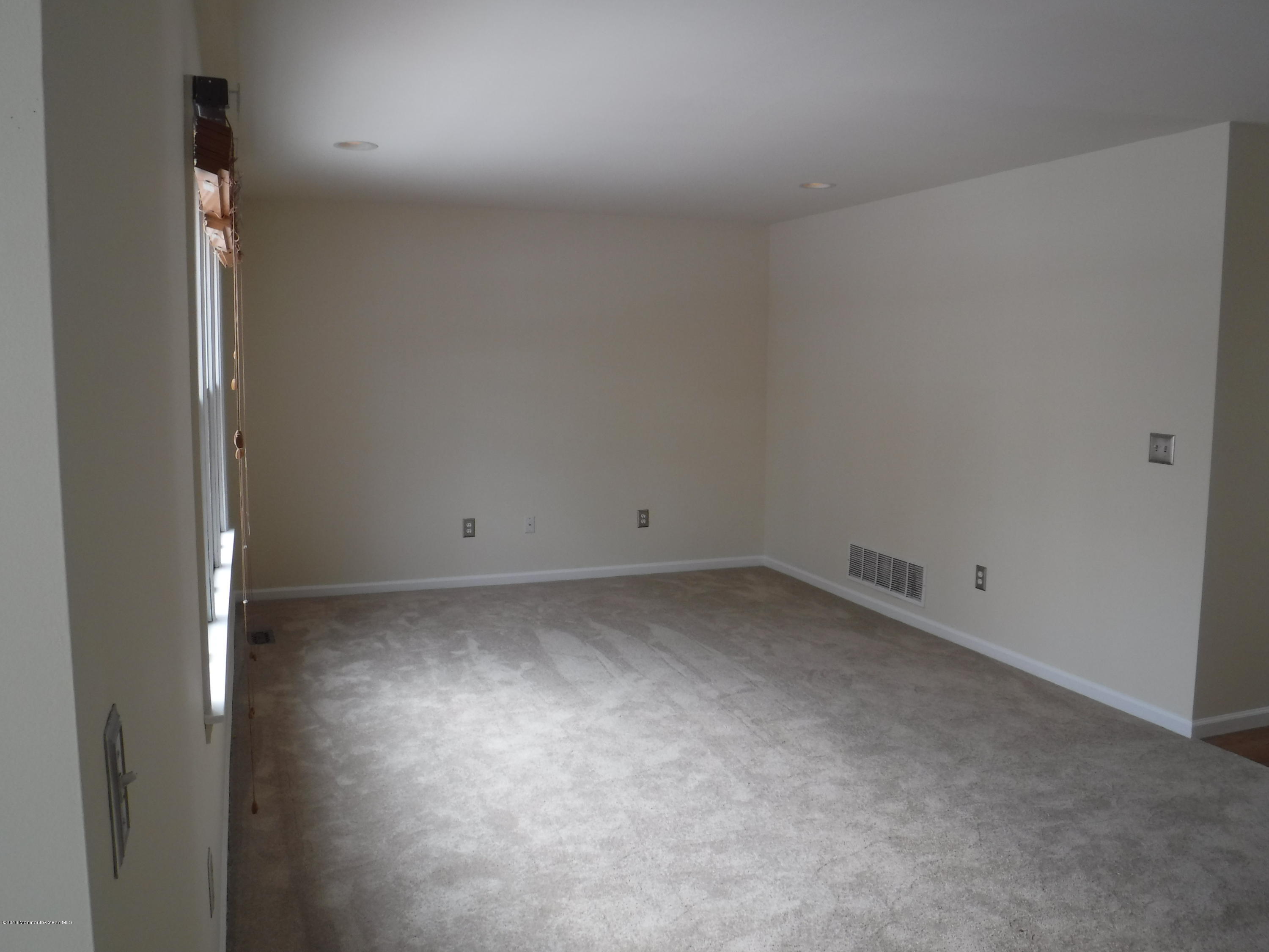 224 Spray Road Manahawkin, NJ 08050 - Photo 8 of 26 Family Room