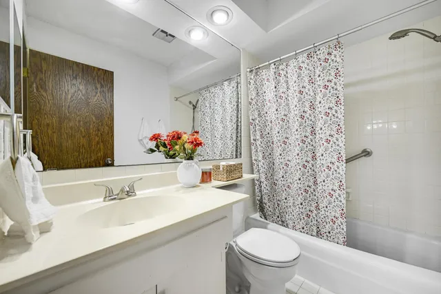 $370,000 | 1705 Archer Court, Plymouth, MN 55447