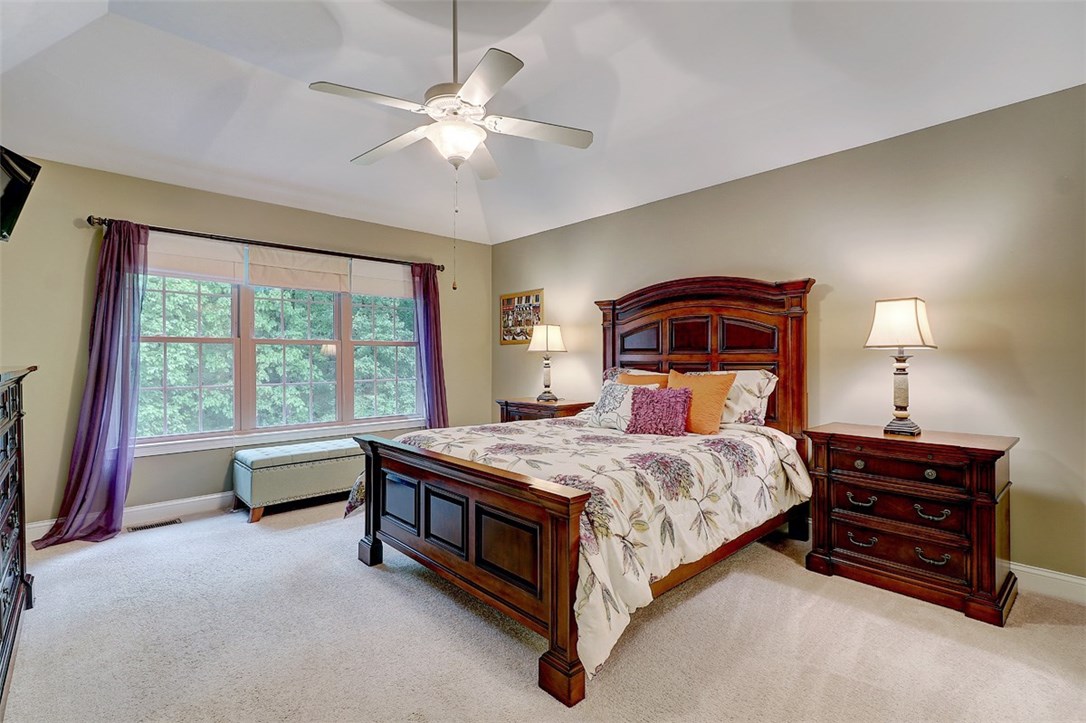 143 W Road Cumberland, RI 02864 - Photo 21 of 40