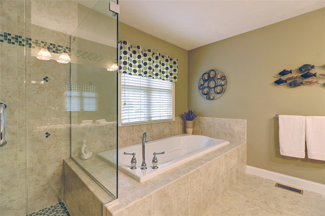 143 W Road Cumberland, RI 02864 - Photo 25 of 40