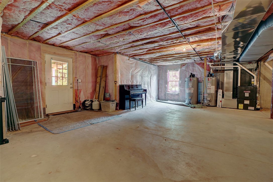 143 W Road Cumberland, RI 02864 - Photo 35 of 40