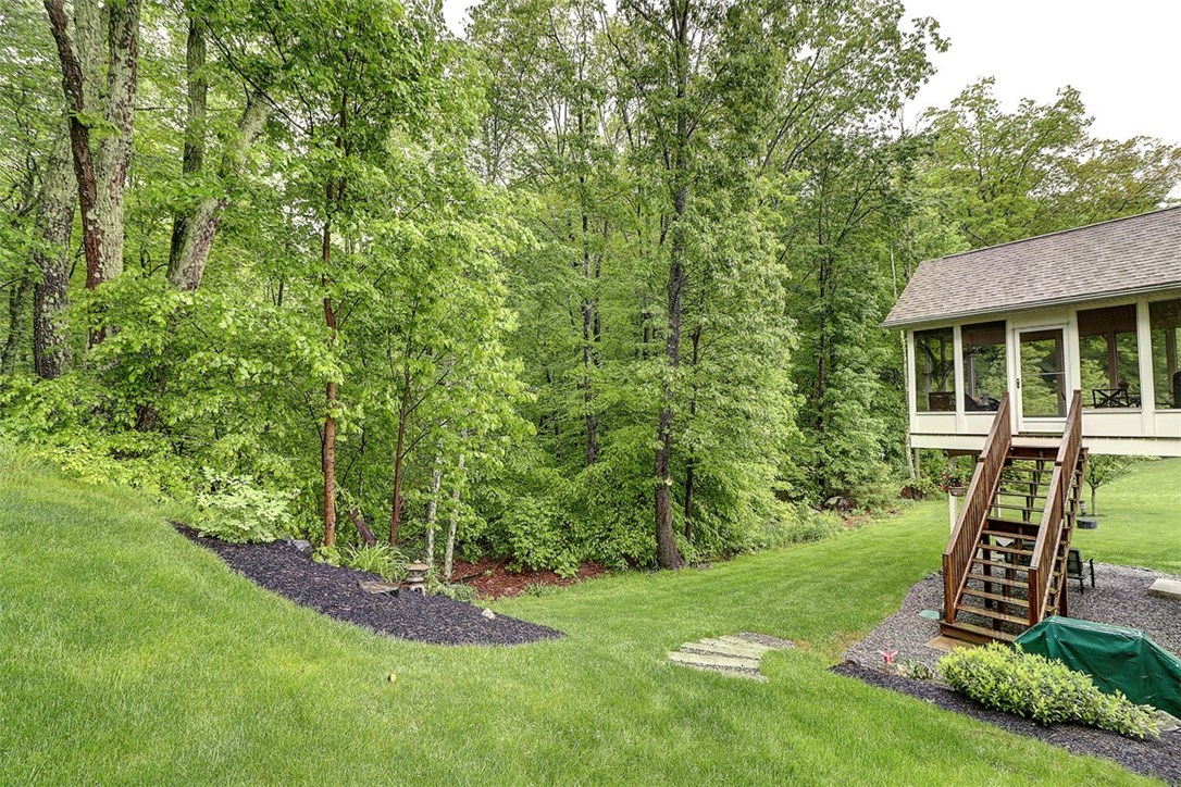 143 W Road Cumberland, RI 02864 - Photo 38 of 40