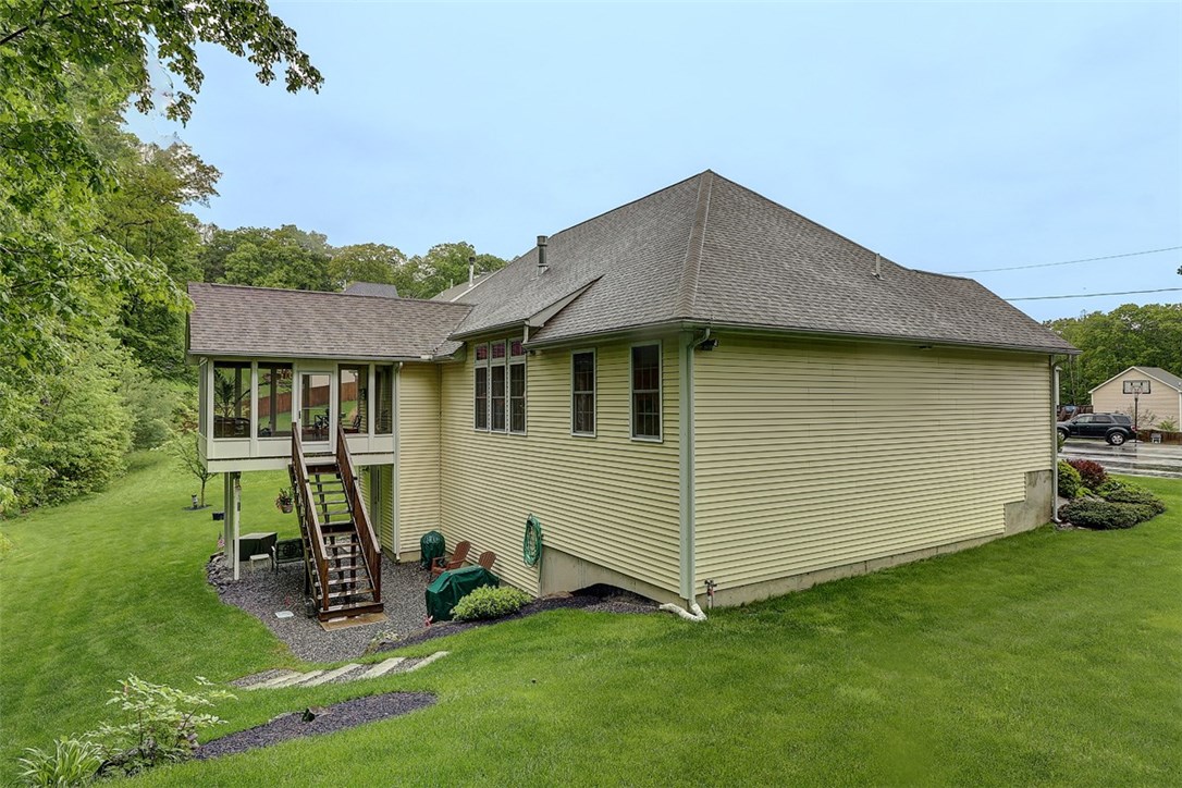 143 W Road Cumberland, RI 02864 - Photo 39 of 40