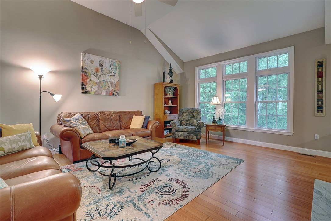 143 W Road Cumberland, RI 02864 - Photo 8 of 40