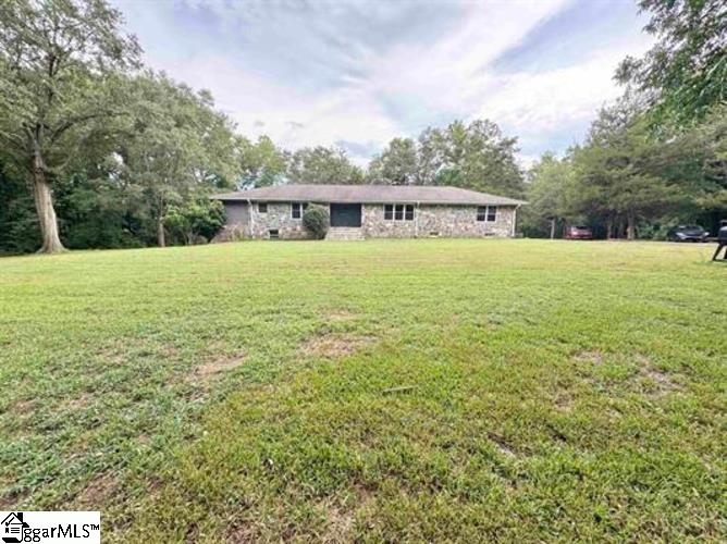 11 Burkett Street Pelzer, SC 29669 - Photo 2 of 33