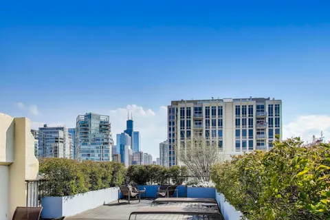 $525,000 | 758 North Larrabee Street, Unit 509, Chicago, IL 60654