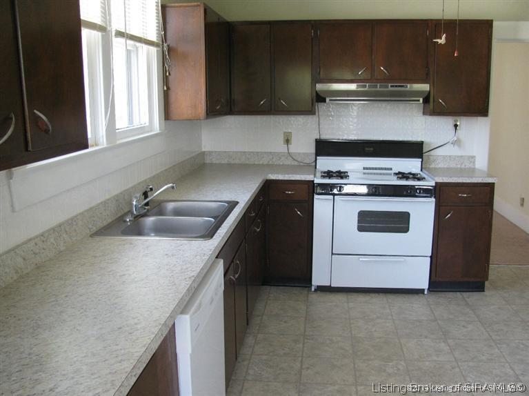 2127 Reno Avenue New Albany, IN 47150 - Photo 4 of 35 Gallery Image 4