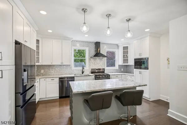 $6,000 | 195 Harrison Avenue, Montclair, NJ 07042