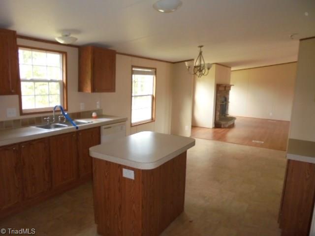 1082 Jack Pointer Road Semora, NC 27343 - Photo 4 of 16 Gallery Image 4