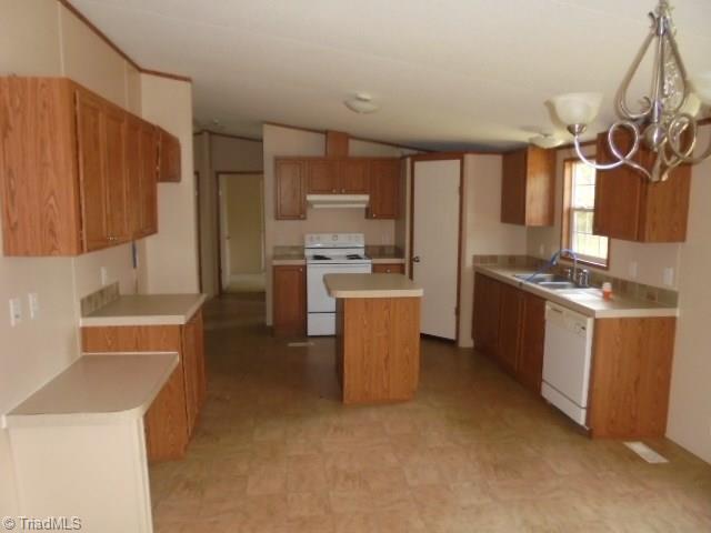 1082 Jack Pointer Road Semora, NC 27343 - Photo 5 of 16 Gallery Image 5