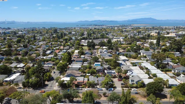 $1,090,000 | 2230 Sacramento Street, Berkeley, CA 94702