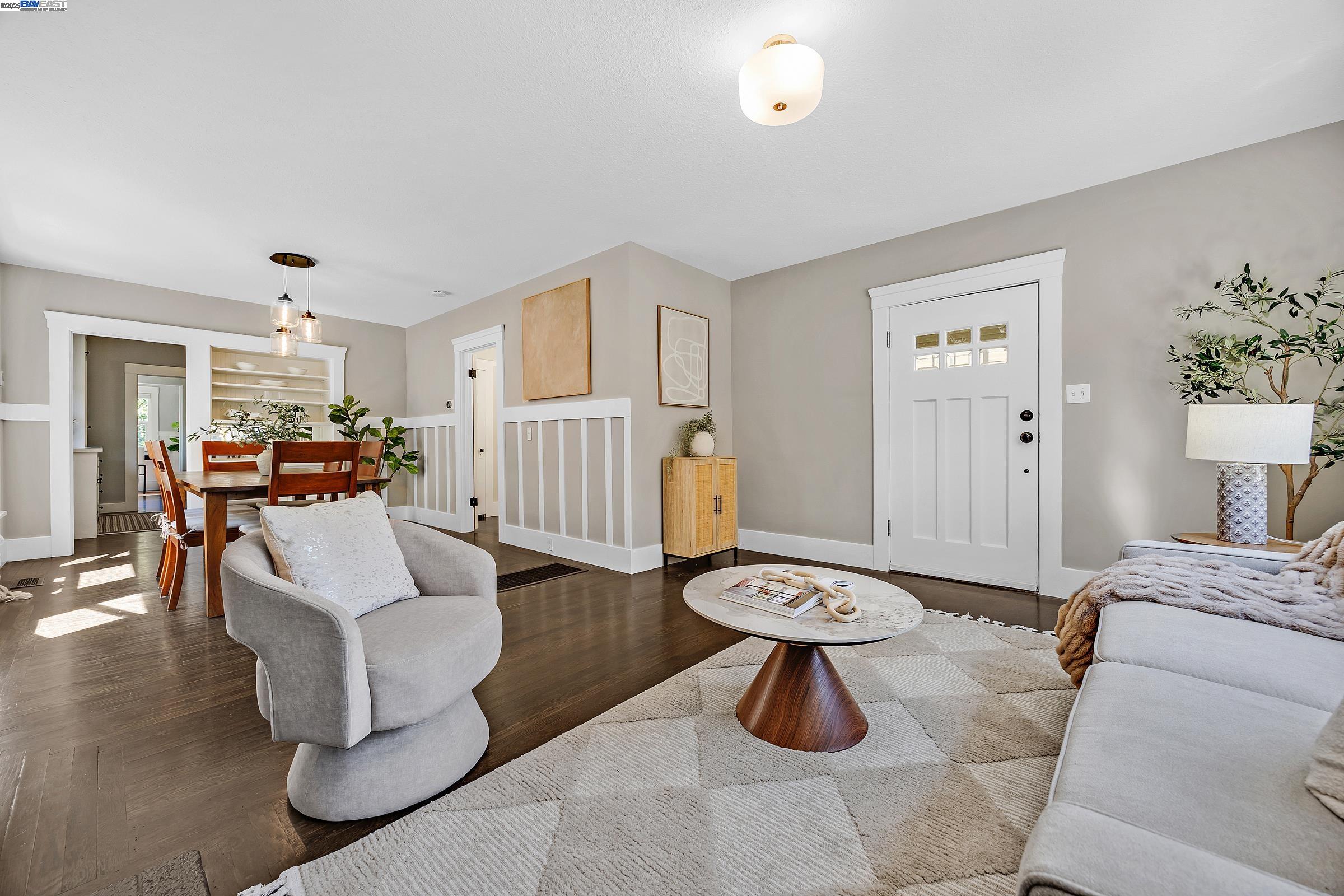 2230 Sacramento Street Berkeley, CA 94702 - Photo 5 of 31