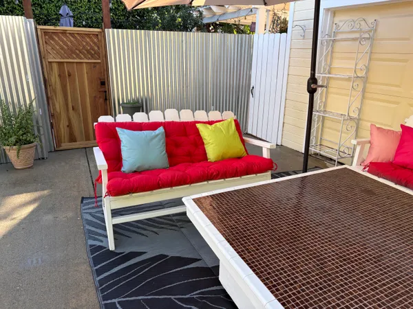 $4,500 | 839 North Orange Drive, Los Angeles, CA 90038