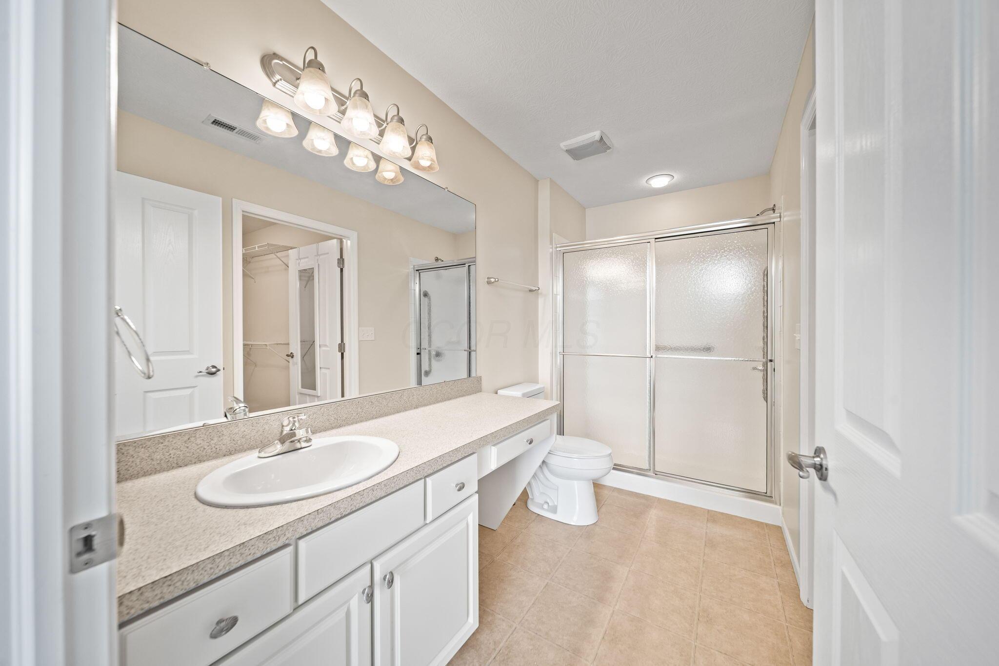 225 Stonegate Loop, Unit 225 Pataskala, OH 43062 - Photo 15 of 41 14-web-or-mls-A7409586-2