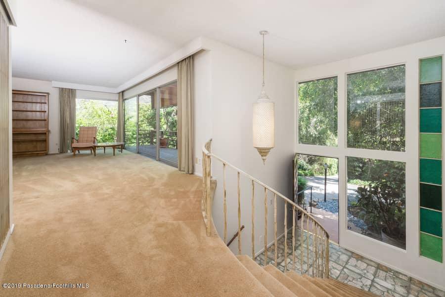 2107 Pinecrest Drive Altadena, CA 91001 - Photo 7 of 37