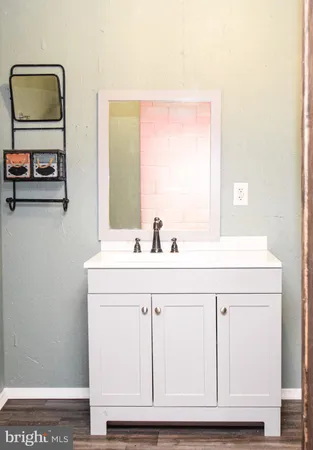 a view of a room with a empty space