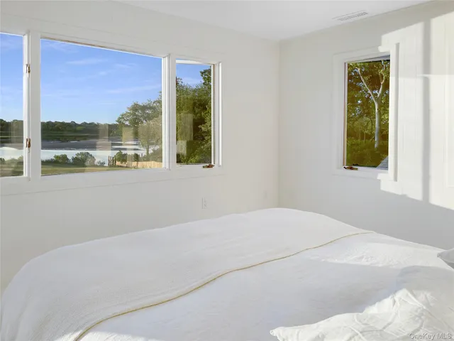 $3,175,000 | 13 Tarkettle Road, Shelter Island, NY 11964