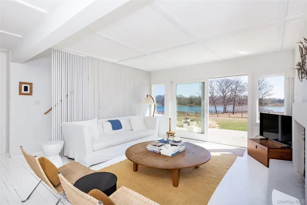 $2,999,000 | 13 Tarkettle Road, Shelter Island, NY 11964