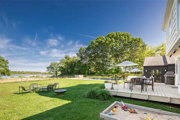 $2,999,000 | 13 Tarkettle Road, Shelter Island, NY 11964