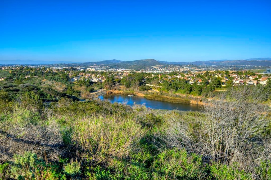 835 Blackstone Drive San Marcos, CA 92078 - Photo 28 of 30 a view of lake and city
