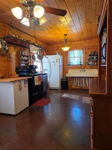 $247,000 | 2628 Highway 121, Bonham, TX 75418