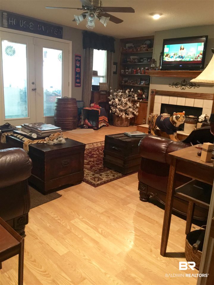 9195 Clarke Ridge Road Foley, AL 36535 - Photo 22 of 35 Living Room