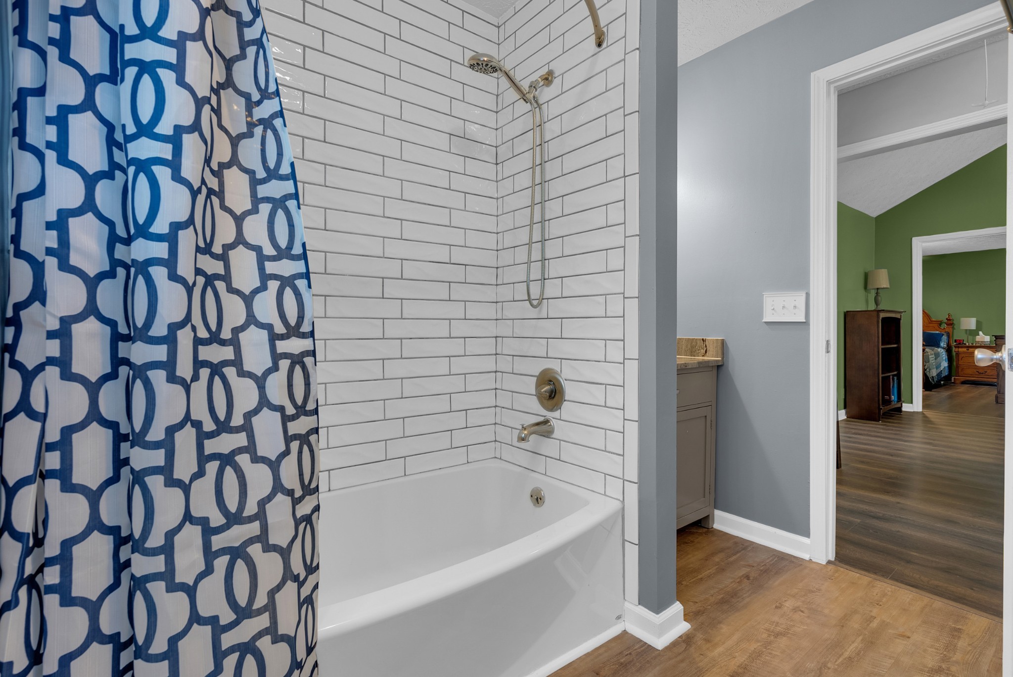 2220 Pleasant View Road Pleasant View, TN 37146 - Photo 24 of 34 a bathroom with a bathtub