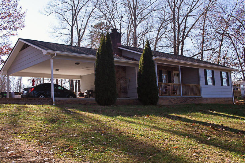 106 Whittaker Road Strawberry Plains, TN 37871 - Photo 2 of 14 Front of House