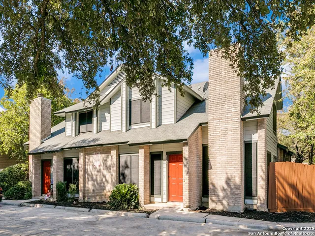 $480,000 | 7527 Oak Chase, San Antonio, TX 78239