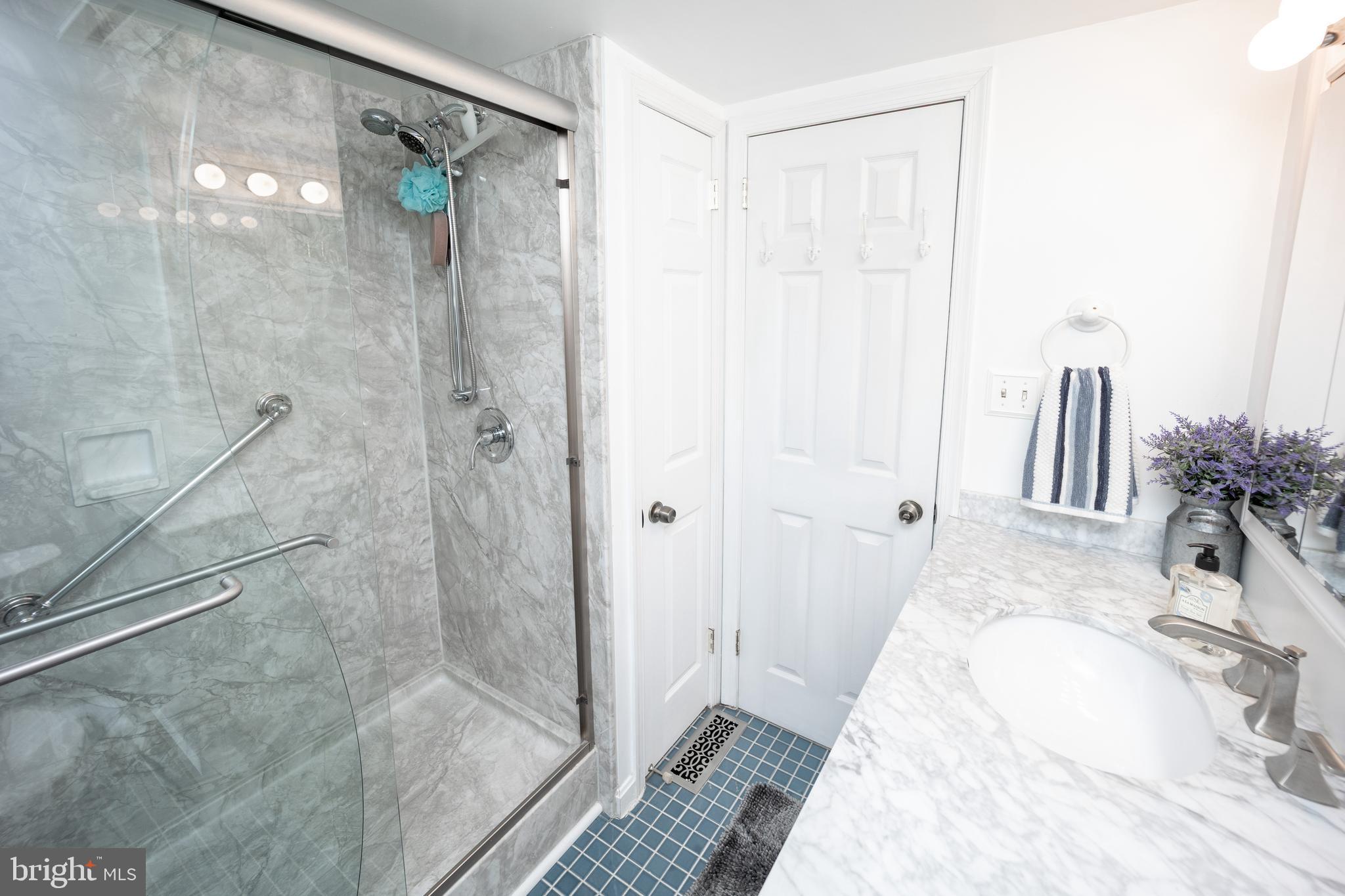 9941 Frederick Road Ellicott City, MD 21042 - Photo 30 of 50 2nd floor bath