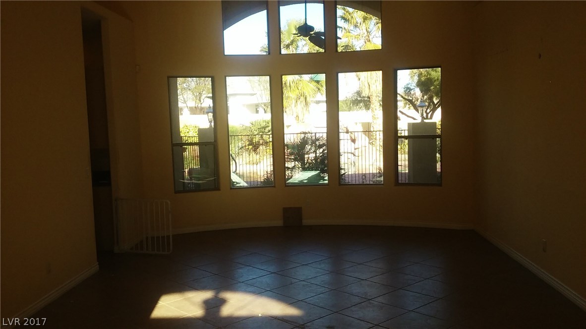 6980 Farm Road Las Vegas, NV 89131 - Photo 3 of 8 Gallery Image 3