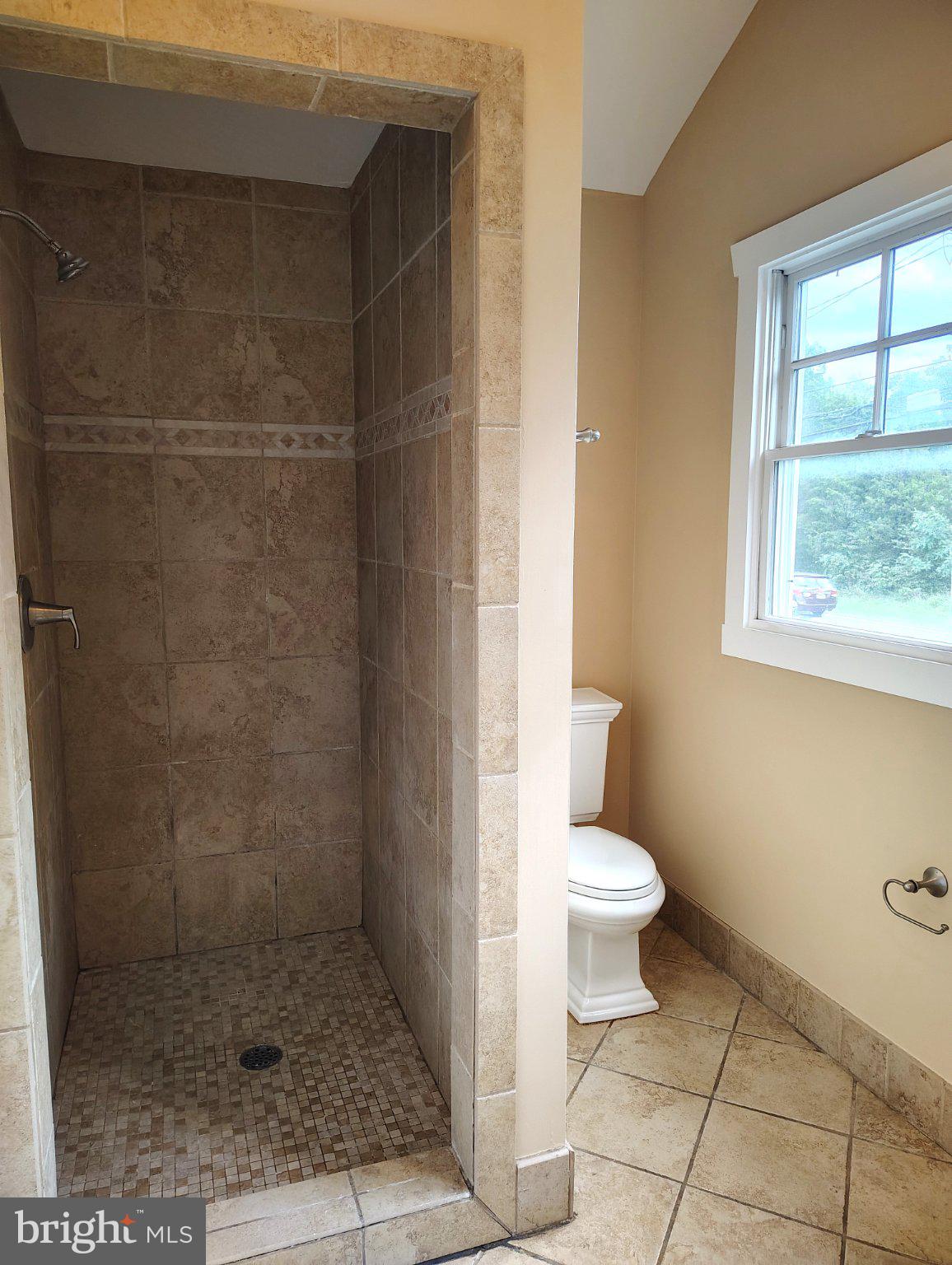 2764 Strasburg Road Front Royal, VA 22630 - Photo 14 of 16 Upstairs Bathroom View 2