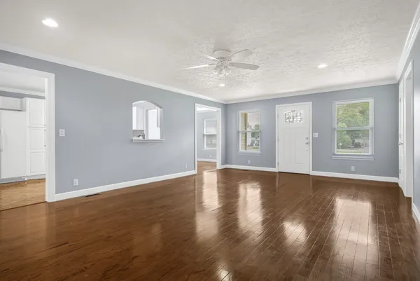 $2,400 | 710 Penn Court, Murfreesboro, TN 37128