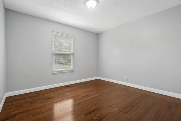 $2,400 | 710 Penn Court, Murfreesboro, TN 37128