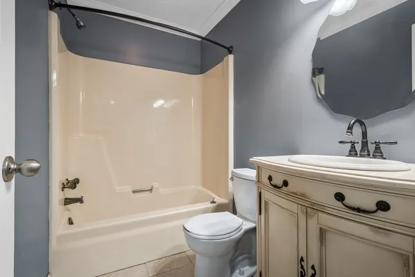 $2,400 | 710 Penn Court, Murfreesboro, TN 37128