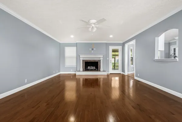 $2,400 | 710 Penn Court, Murfreesboro, TN 37128